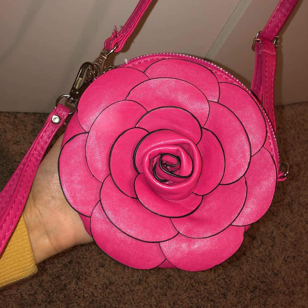Flower Crossbody/Wristlet